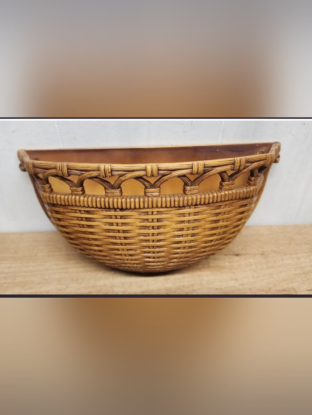 Vintage Homco Wall Pocket Planter